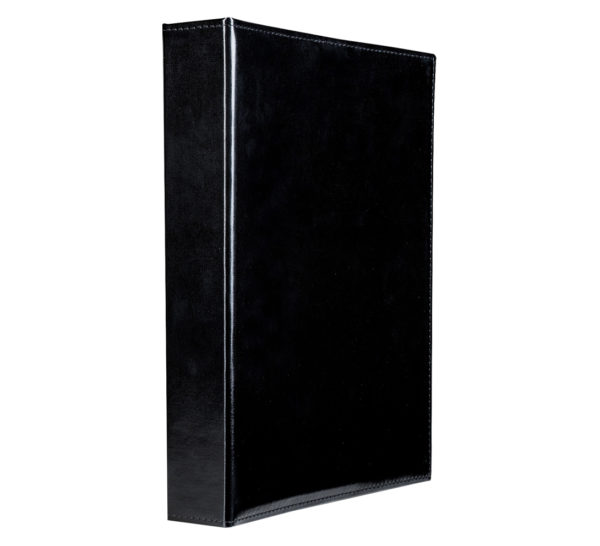 Álbum negro con fundas postales modernas
